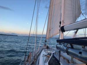 Vingilot: Sailing